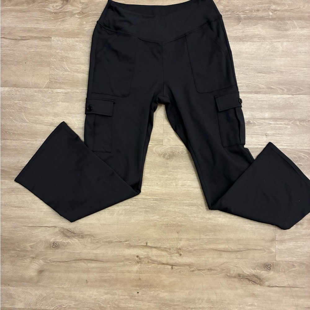 Women's Black Cargo Yoga Pants